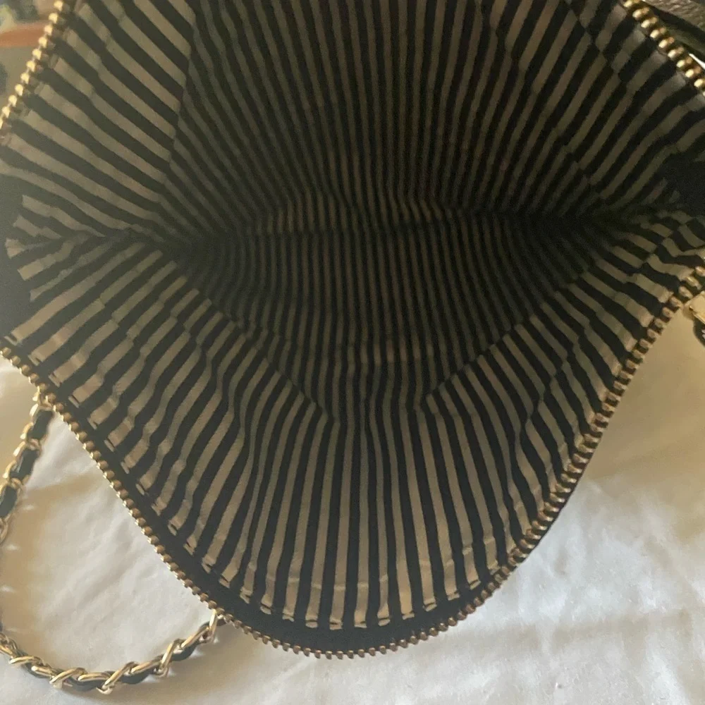 KATE SPADE-BLACK FOLD OVER CROSSBODY BAG